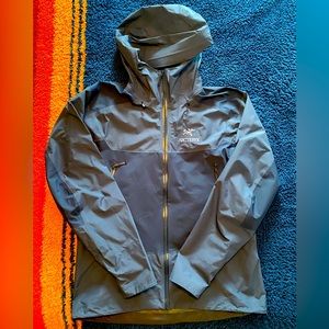 Arc’teryx Beta SL Hybrid Shell Jacket